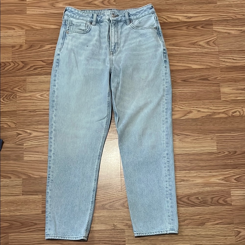 American Eagle Outfitters Blue Cropped Ankle Jeans